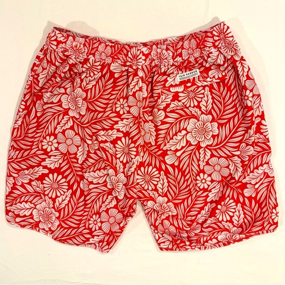 Fair Harbor The Anchor Swim Shorts Mens XL Liner Red Hawaiian Floral Trunks - Picture 4 of 5
